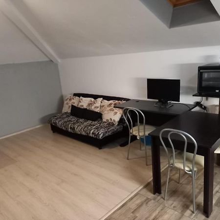 Apartament 2 Camere Chiajna エクステリア 写真
