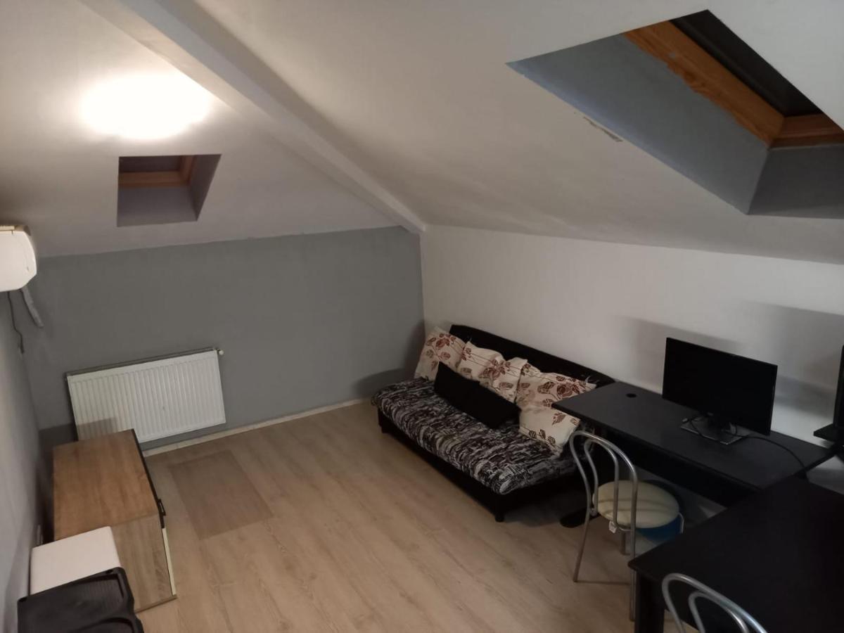Apartament 2 Camere Chiajna エクステリア 写真