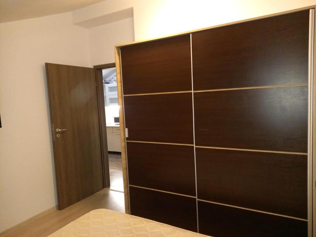 Apartament 2 Camere Chiajna エクステリア 写真