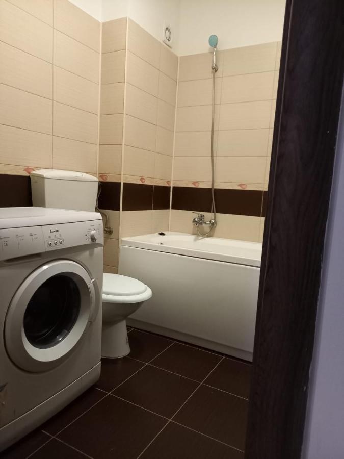 Apartament 2 Camere Chiajna エクステリア 写真