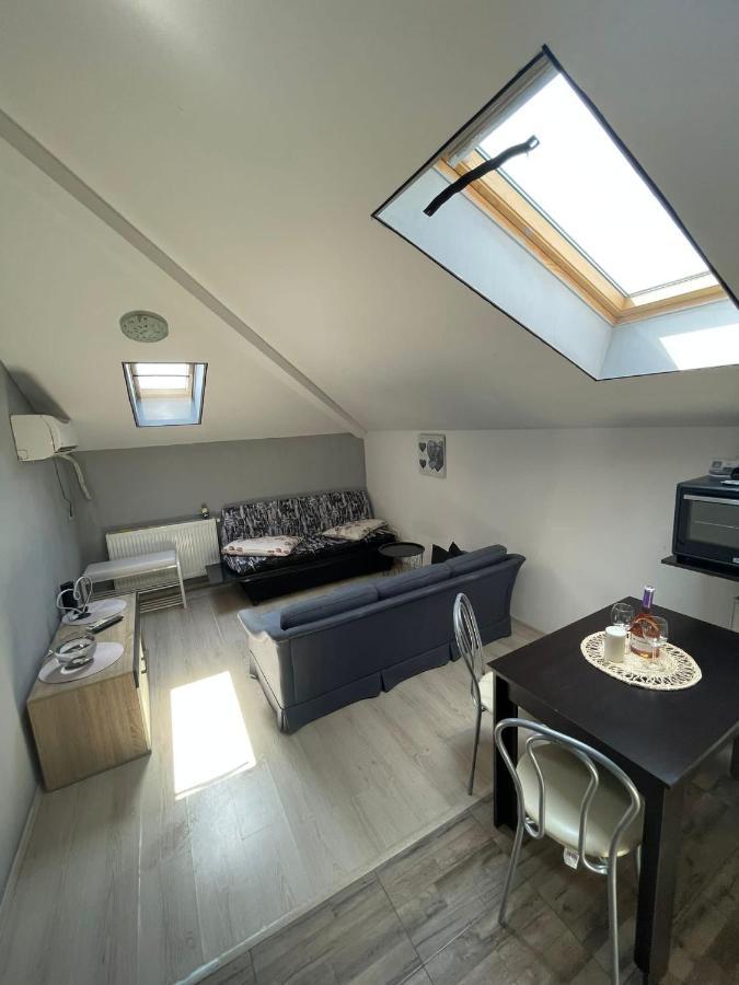 Apartament 2 Camere Chiajna エクステリア 写真