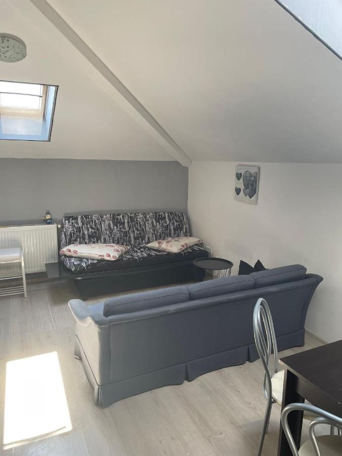 Apartament 2 Camere Chiajna エクステリア 写真